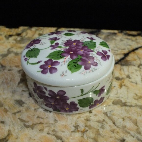 Cosmos trinket dish - Picture 1 of 3